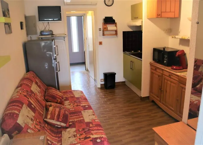 19, Héliopolis Fgh Au Village Naturiste * Agde